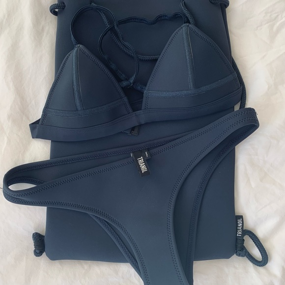 Triangl Billie Into the Night Bikini with Neoprene Drawstring Bag - Picture 2 of 8
